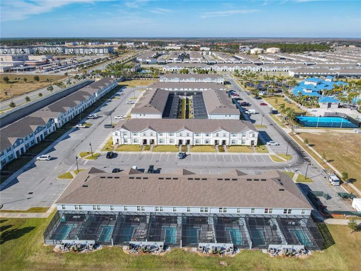 Image No.34-5 Bed Townhouse for sale