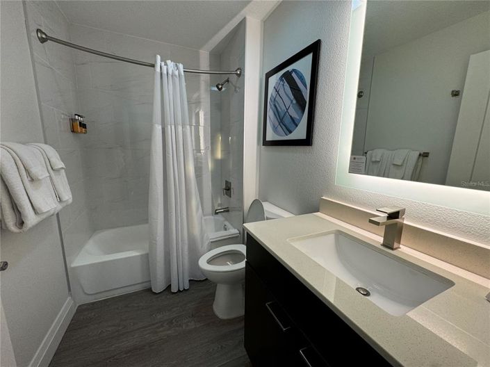 Image No.20-3 Bed Property for sale