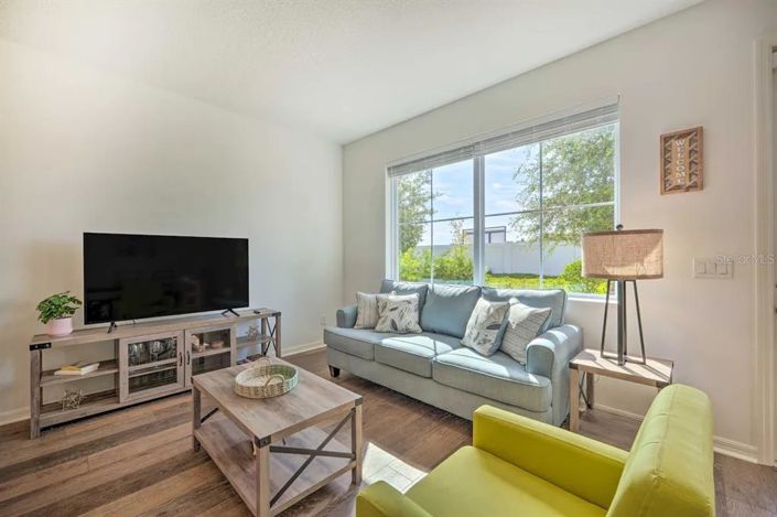 Image No.2-Maison de ville de 4 chambres à vendre à Davenport