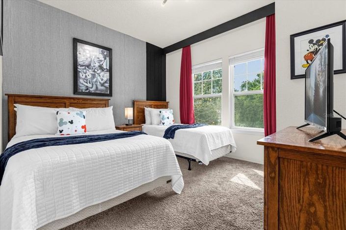 Image No.16-4 Bed Townhouse for sale