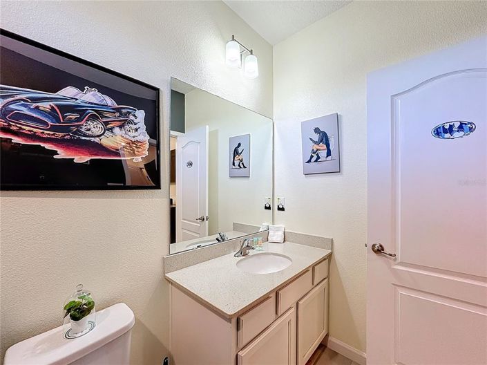 Image No.40-15 Bed Property for sale