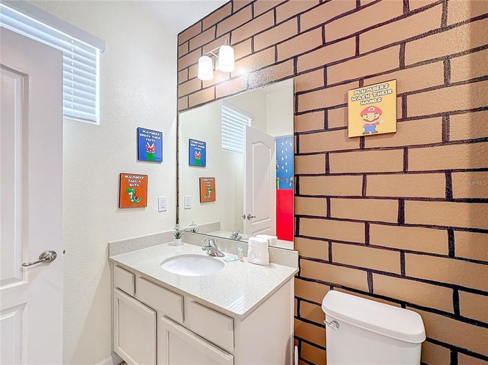 Image No.53-15 Bed Property for sale