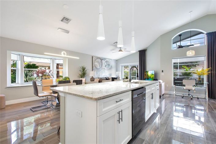 Image No.6-Propriété de 4 chambres à vendre à Haines City