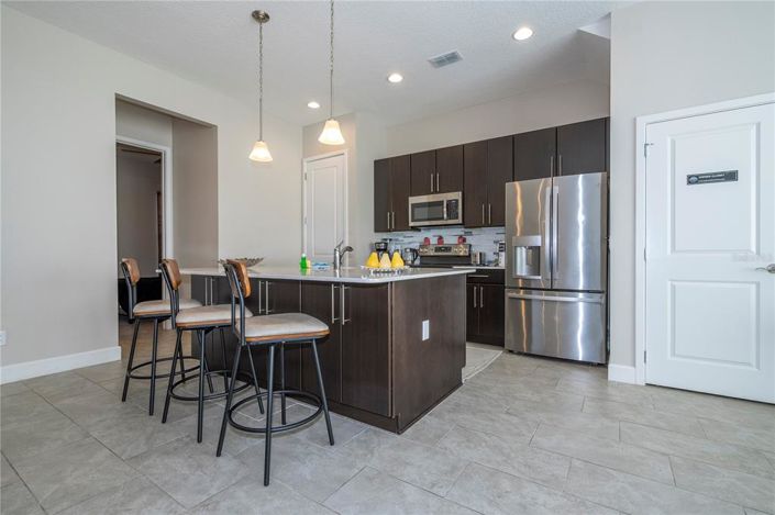 Image No.10-4 Bed Property for sale