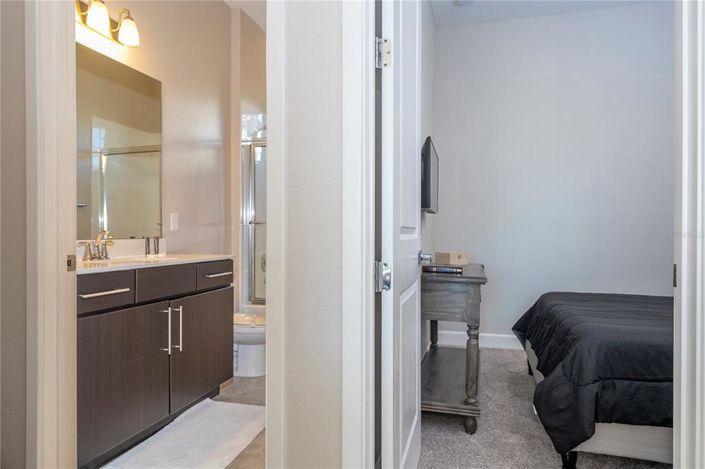 Image No.28-4 Bed Property for sale