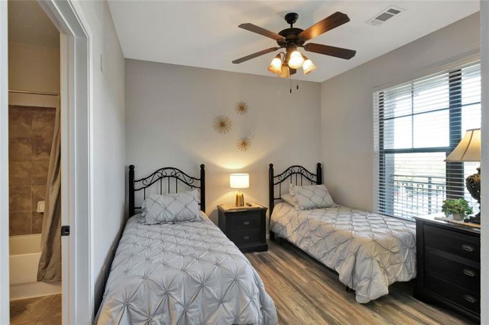 Image No.15-3 Bed Property for sale