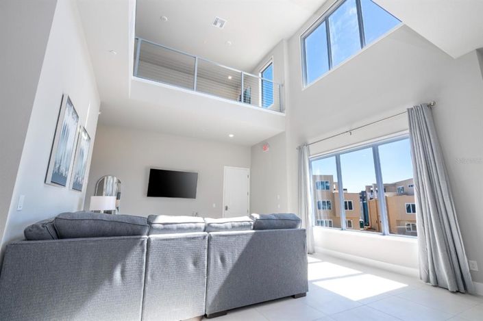 Image No.34-5 Bed Property for sale