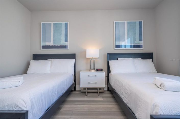 Image No.54-5 Bed Property for sale