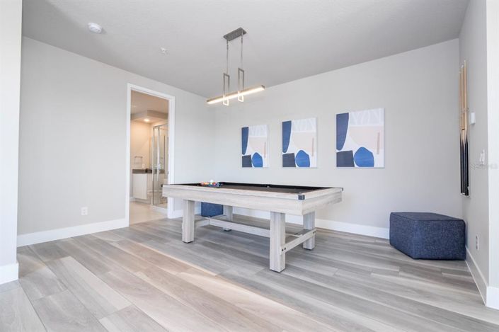 Image No.85-5 Bed Property for sale