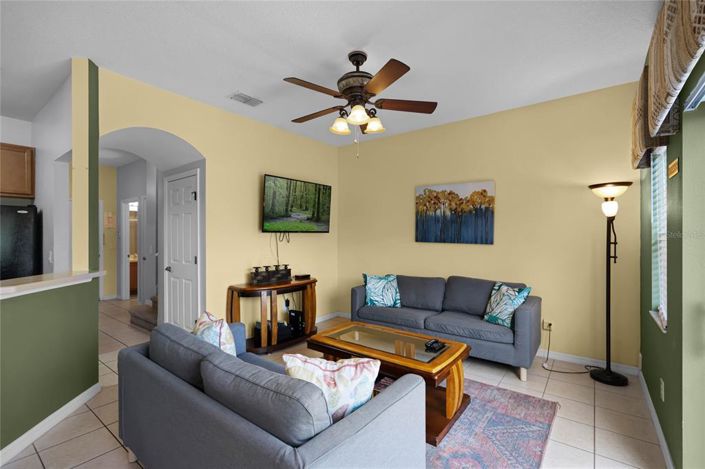 Image No.4-4 Bed Townhouse for sale