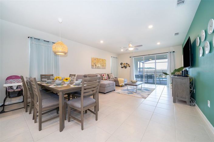 Image No.14-6 Bed Property for sale