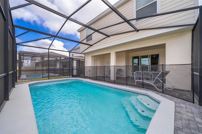 Image No.7-6 Bed Property for sale