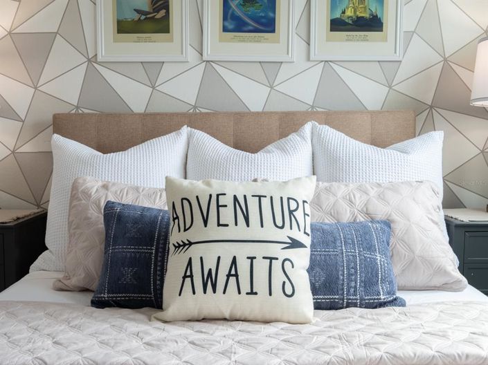 Image No.31-6 Bed Property for sale