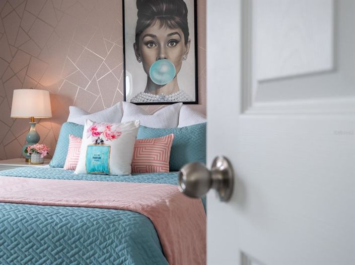 Image No.34-6 Bed Property for sale