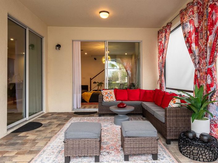 Image No.4-6 Bed Property for sale