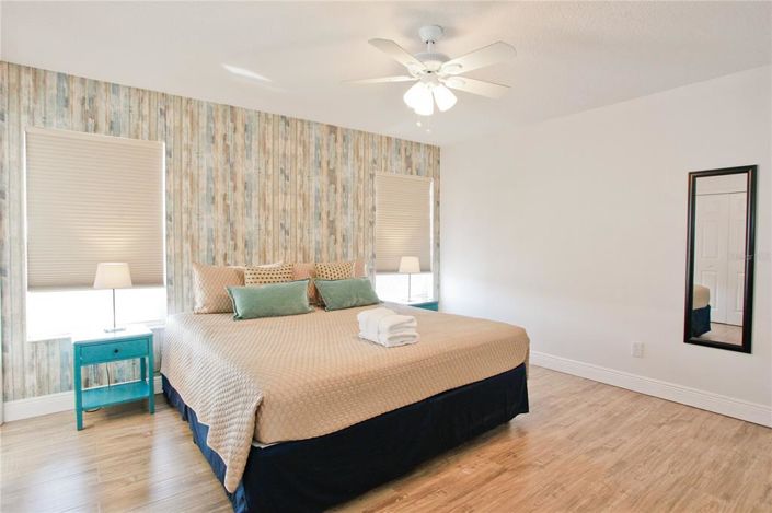 Image No.6-4 Bed Townhouse for sale