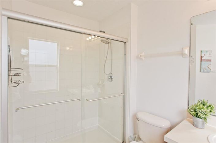 Image No.8-4 Bed Townhouse for sale