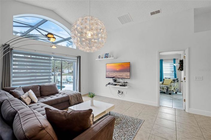 Image No.18-4 Bed Property for sale