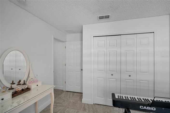 Image No.30-4 Bed Property for sale