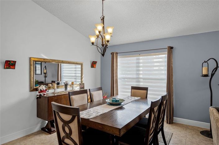 Image No.9-4 Bed Property for sale