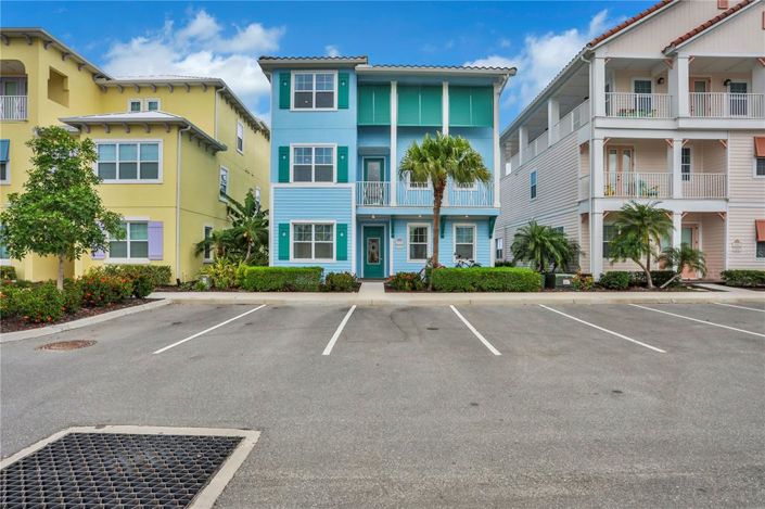 Image No.31-8 Bed Property for sale