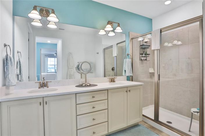 Image No.46-8 Bed Property for sale