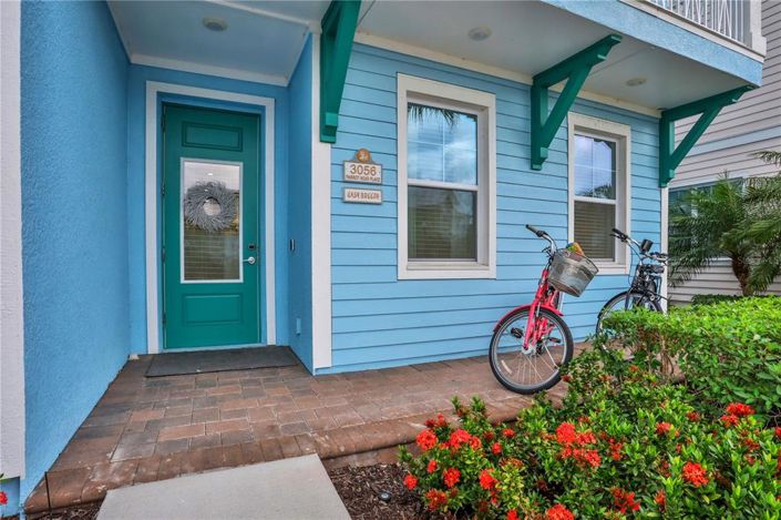 Image No.73-8 Bed Property for sale