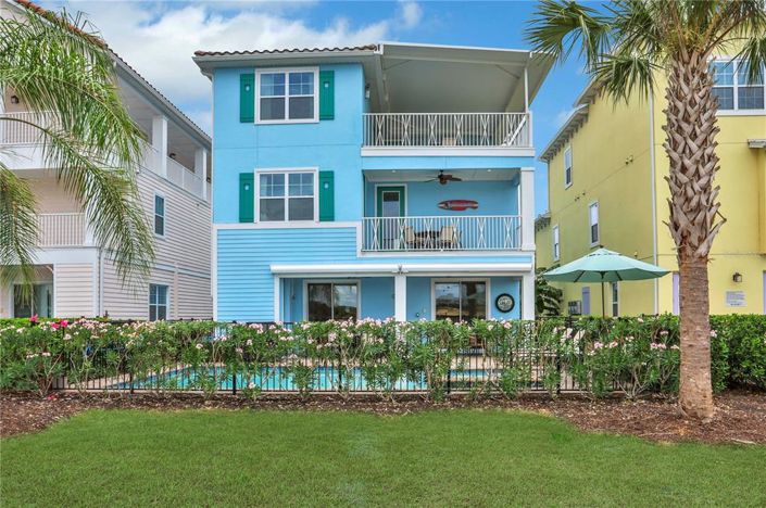 Image No.76-8 Bed Property for sale