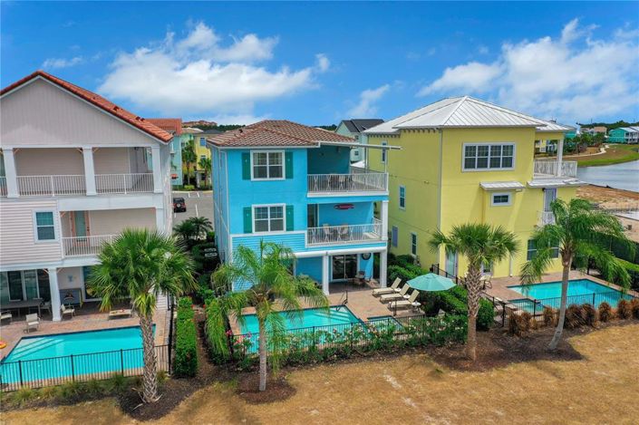 Image No.84-8 Bed Property for sale