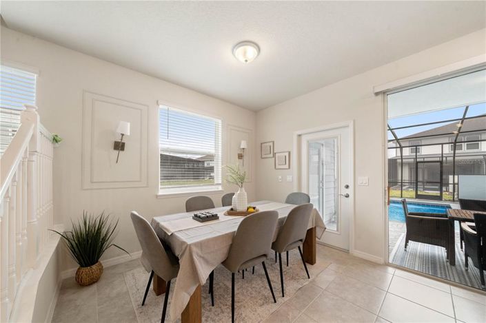 Image No.10-5 Bed Townhouse for sale