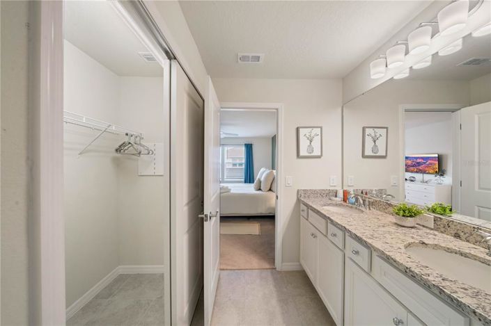 Image No.34-5 Bed Townhouse for sale