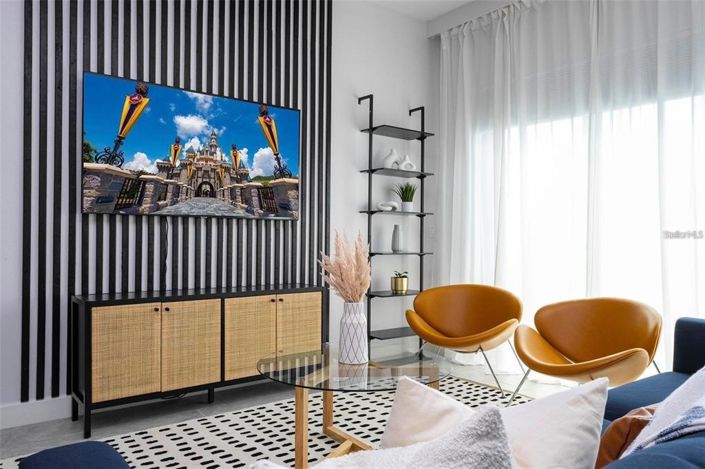 Image No.4-4 Bed Property for sale