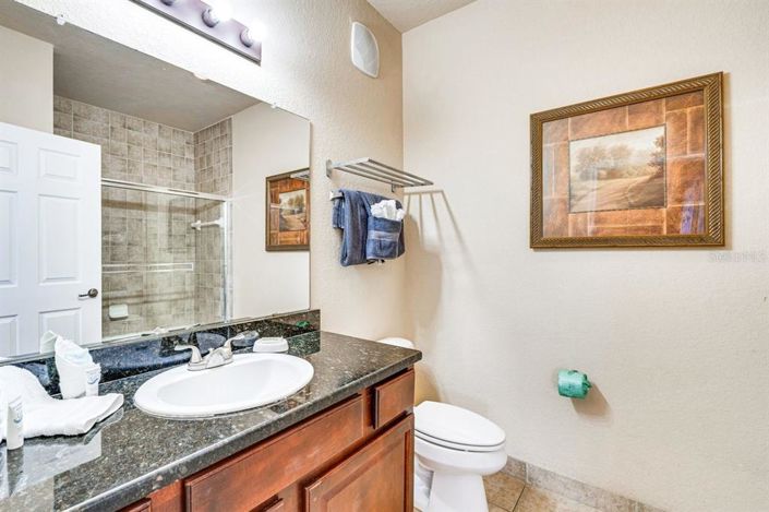 Image No.17-3 Bed Property for sale