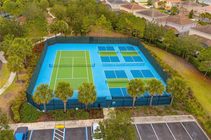 Image No.41-5 Bed Townhouse for sale