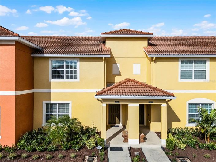 Image No.1-4 Bed Townhouse for sale