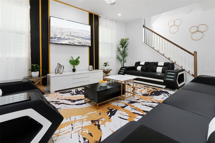 Image No.26-6 Bed Property for sale