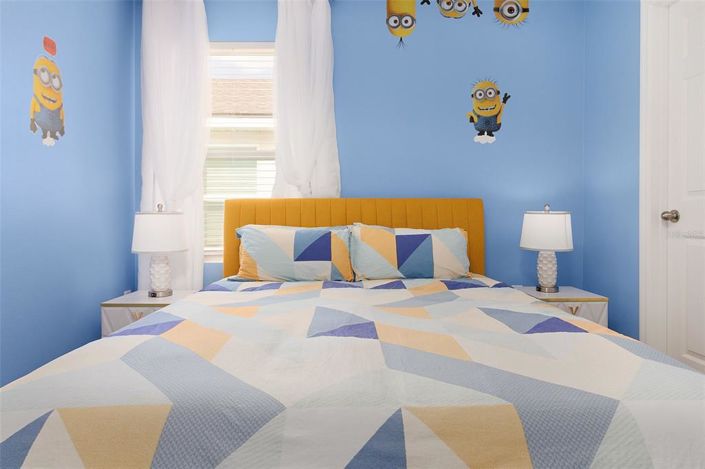 Image No.40-6 Bed Property for sale