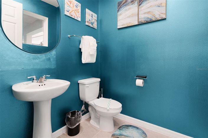 Image No.61-6 Bed Property for sale