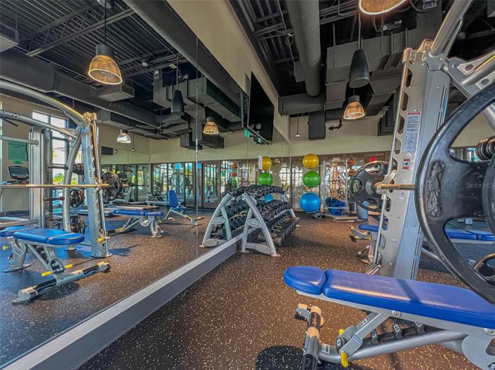 Image No.67-6 Bed Property for sale