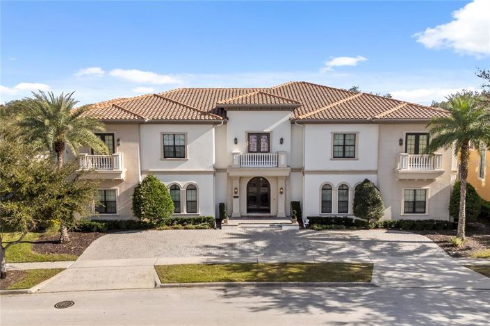 Image No.2-14 Bed Property for sale