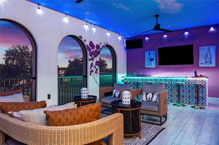 Image No.50-14 Bed Property for sale