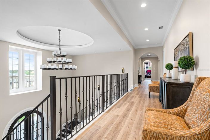 Image No.62-14 Bed Property for sale