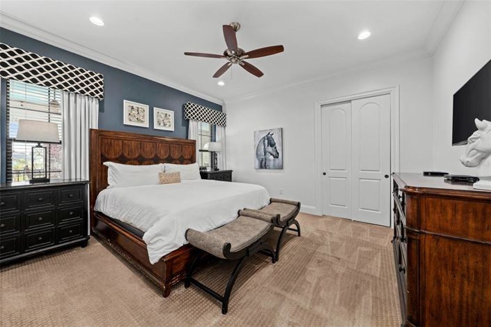 Image No.92-14 Bed Property for sale