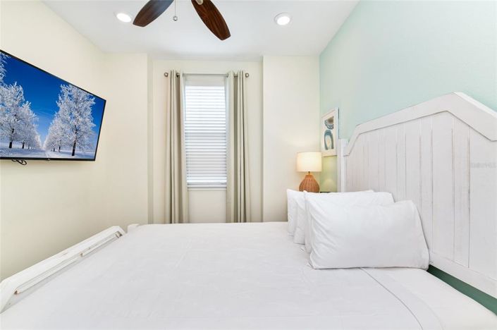 Image No.31-5 Bed Property for sale