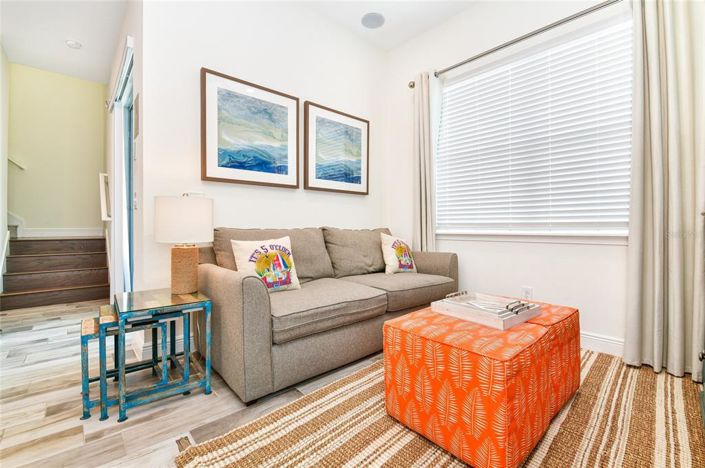 Image No.5-5 Bed Property for sale