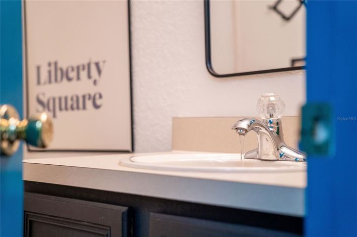 Image No.19-4 Bed Townhouse for sale