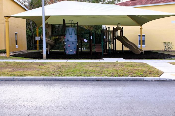 Image No.55-4 Bed Property for sale