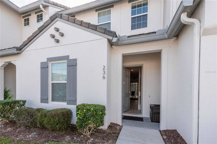 Image No.1-3 Bed Townhouse for sale