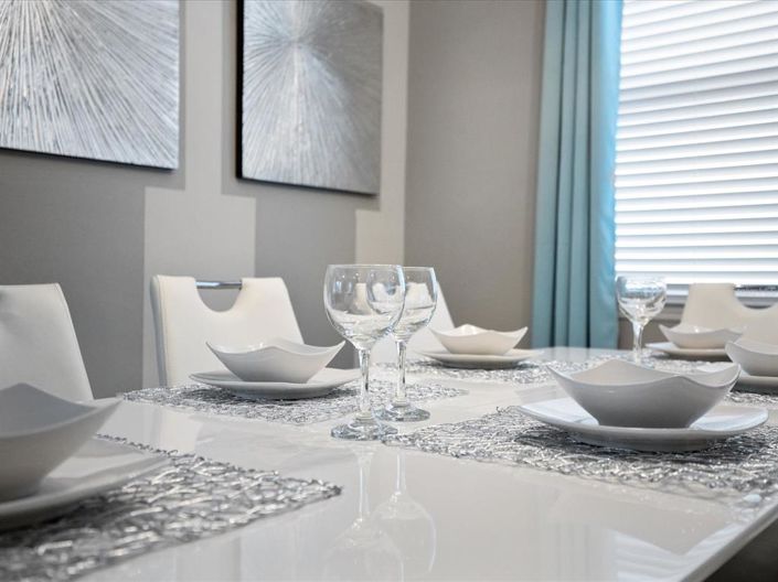 Image No.12-7 Bed Property for sale