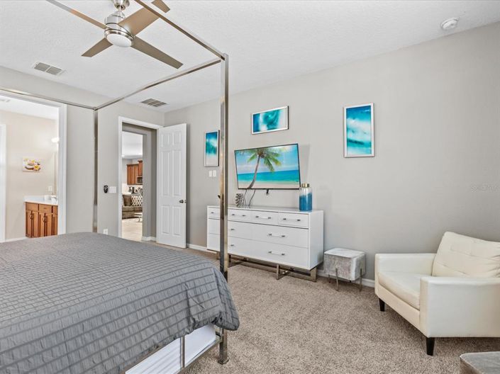 Image No.18-7 Bed Property for sale